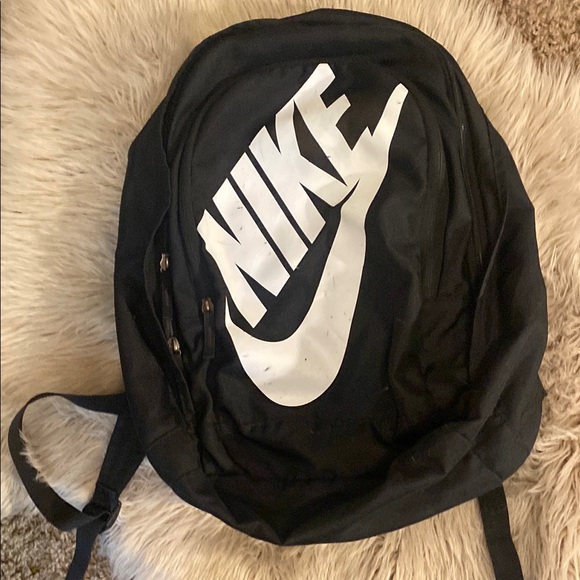 Nike Black Backpack - Picture 1 of 5